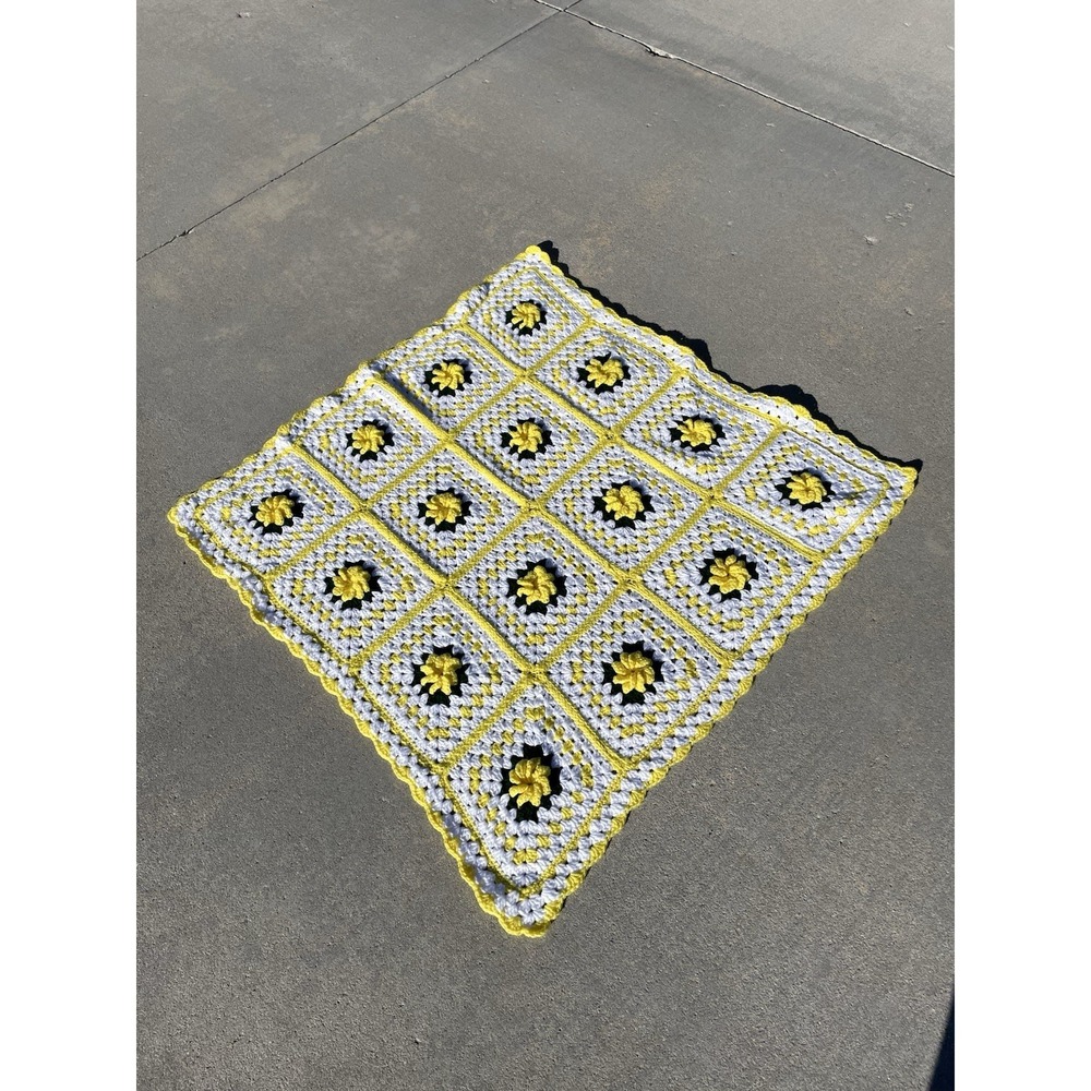 Handmade Crochet Granny Square Baby Blanket Sunflower 3D 37"x40"